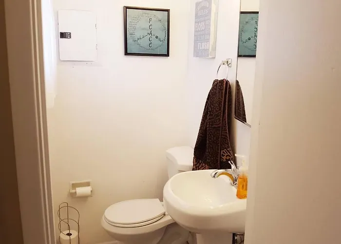 Asu Hot Location 2 Bed Cozy Convenient